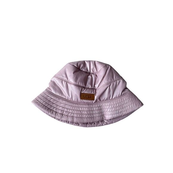 UGG Accessories - NEW UGG Reversible All Weather Bucket Hat Crystal Pink size S/M